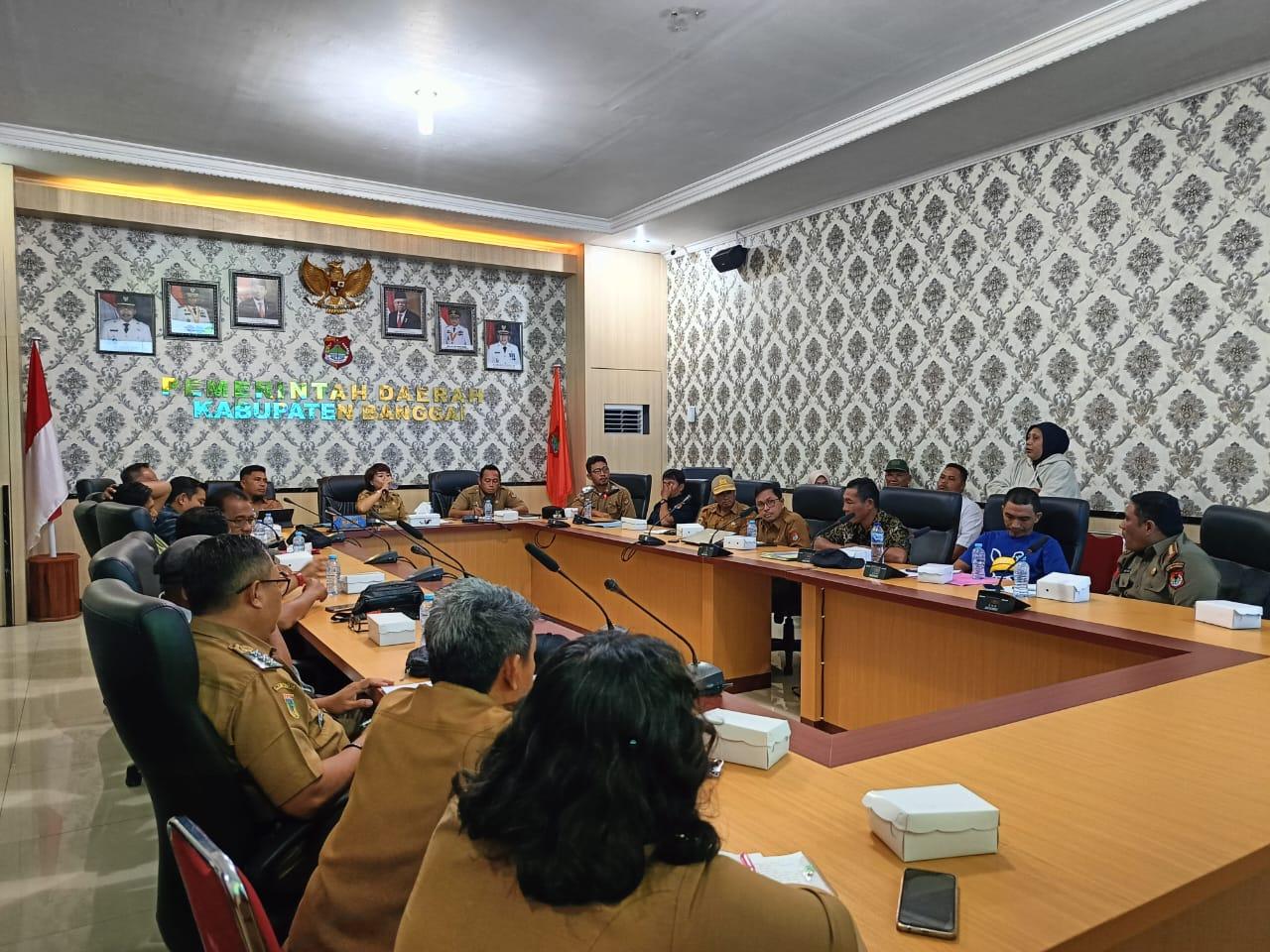 Rapat-mediasi-beragam-masalah-antara-warga-Dd.jpg