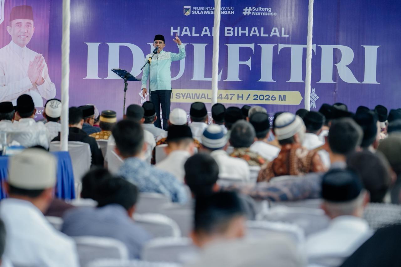 Ribuan-Warga-Serbu-Halal-Bihalal-Gubernur-Sulteng-di-Morowali.jpg