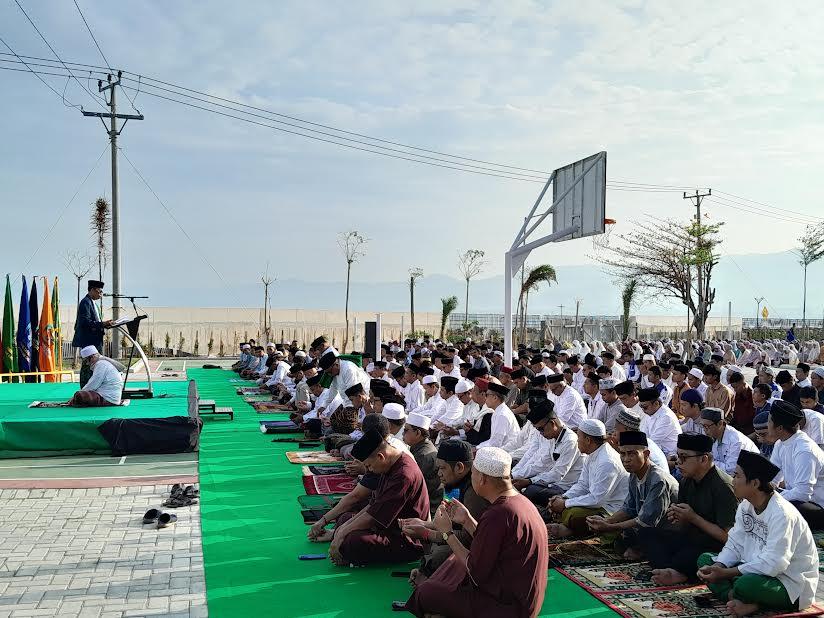 Salat-Istisqa-di-UIN-Datokarama-Palu-2023.jpg