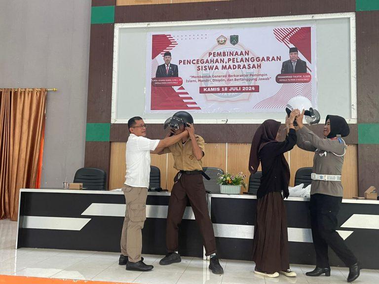 Satgas-Ops-Patuh-Tinombala-di-MAN-Palu.jpg