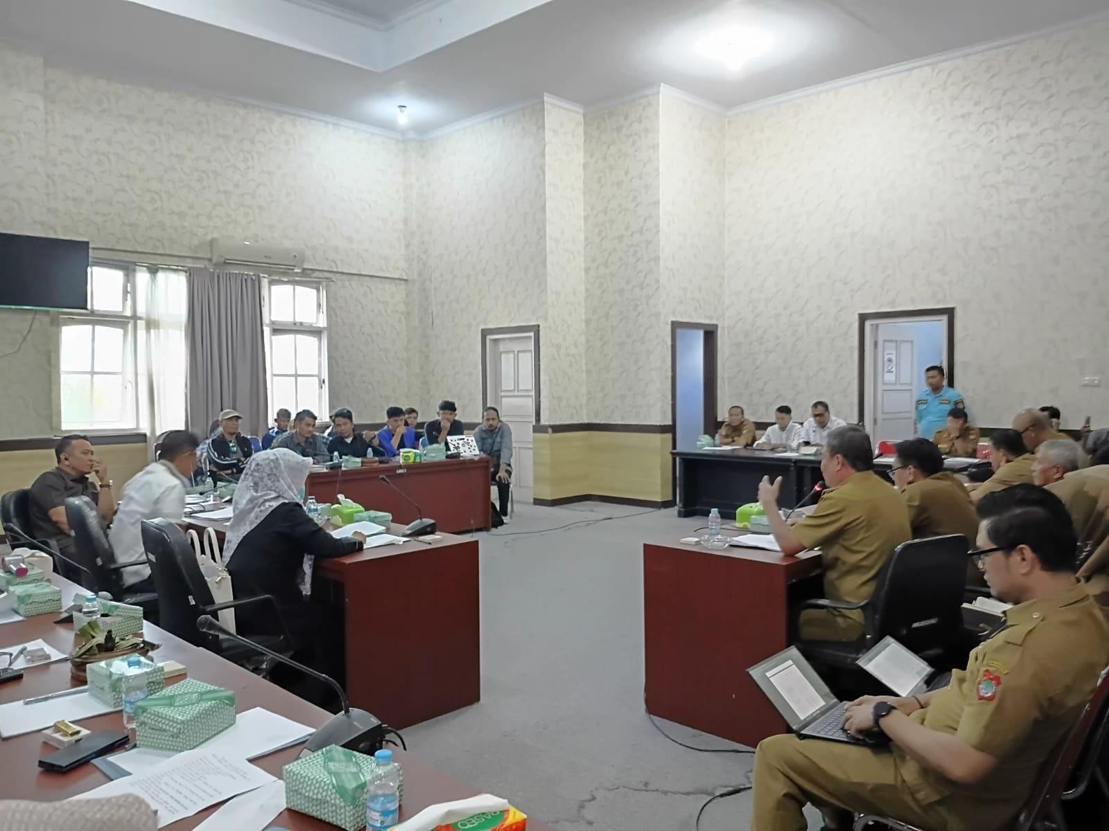 Pertemuan Mahasiswa, DPRD, dan Pemkab Banggai Bahas Kritik Soal APBD