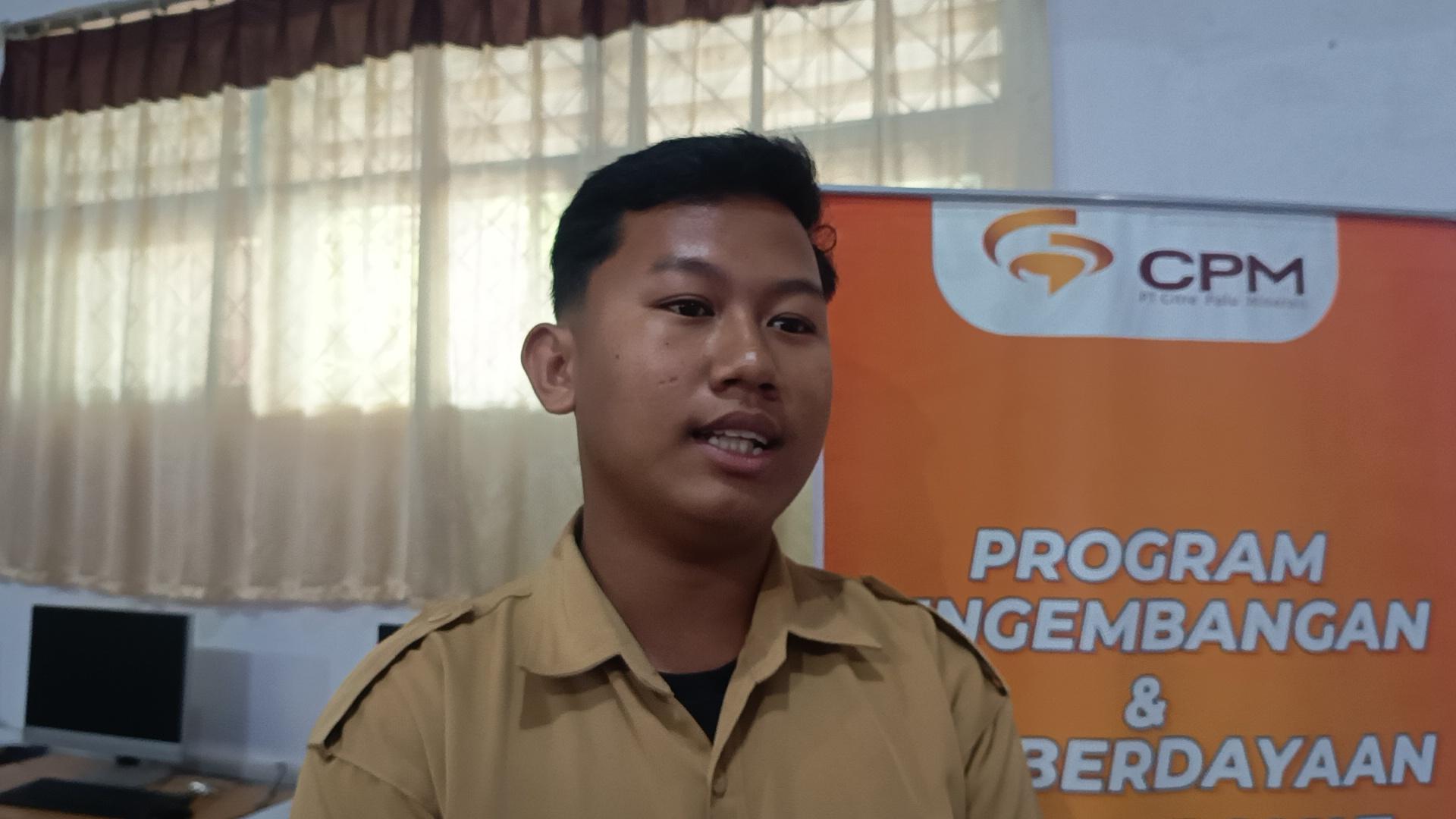Siswa-SMAN-5-Palu-Rahmat-Aditya.jpg