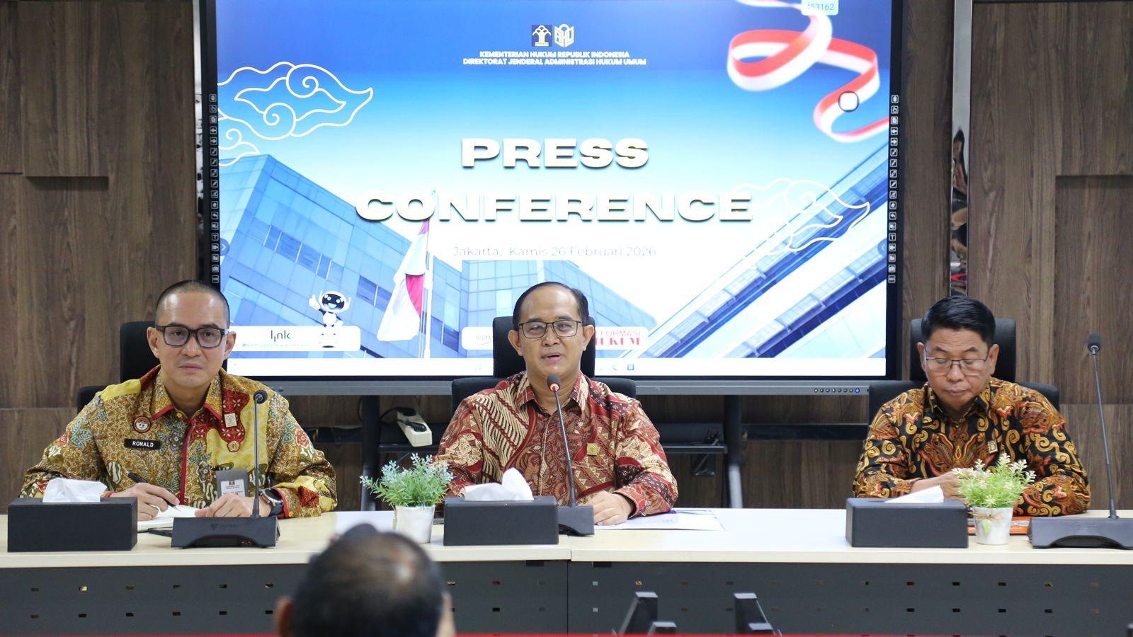 Status WNI Dinilai Sangat Berharga, Pemerintah Terapkan Naturalisasi Ketat dan Bertahap