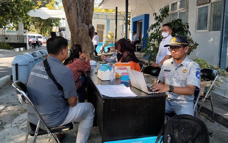 Dishub Sulteng Rutin Ramp Check dan Periksa Kesehatan Sopir untuk Pastikan Keselamatan Pemudik