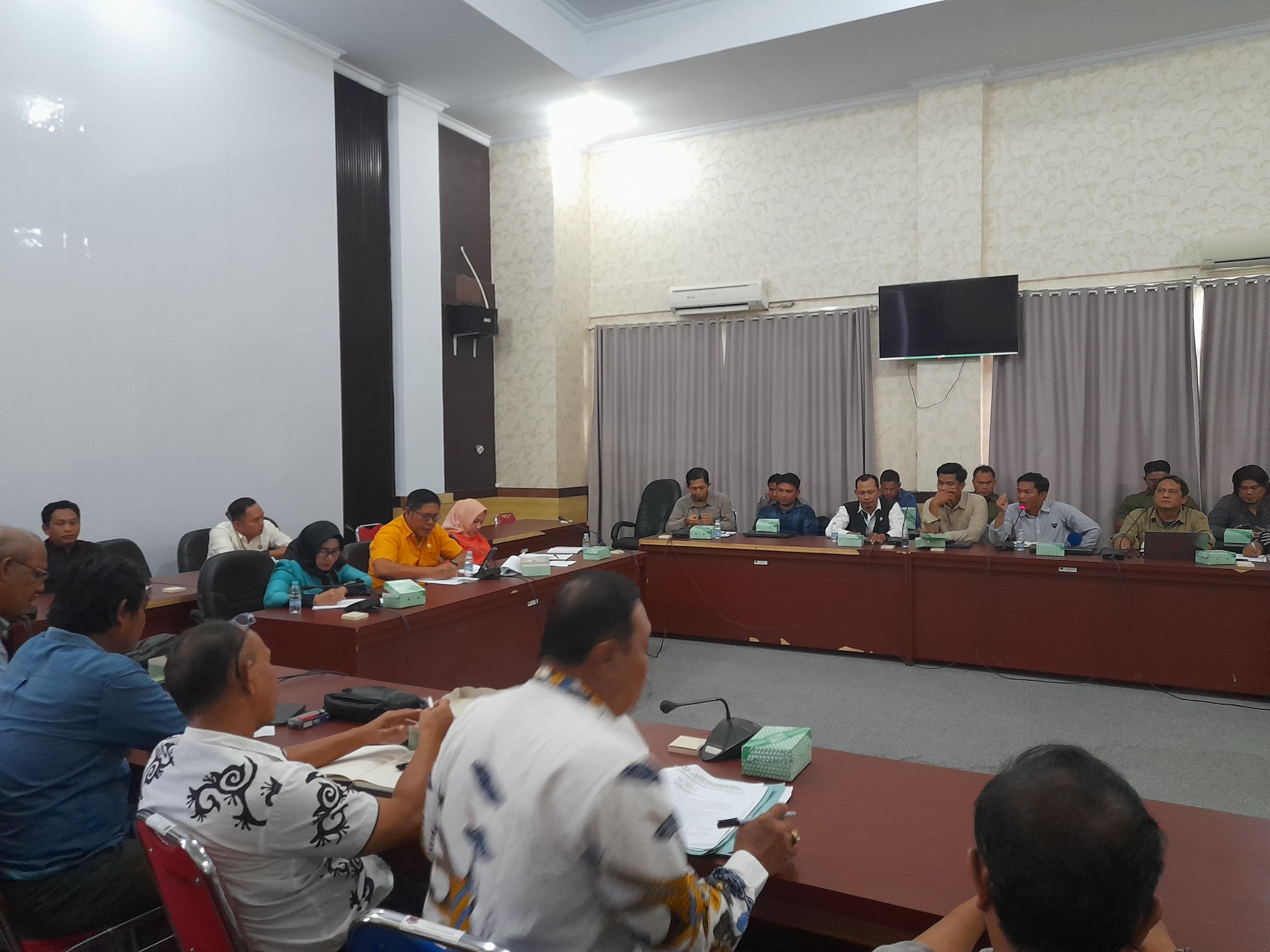 BREAKINGNEWS: DPRD Banggai Panggil 6 Perusahaan Tambang Soal Dugaan Pelanggaran Lingkungan