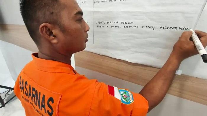 393 Orang Susuri Gunung Bulusaraung Sulsel, 6 Serpihan Pesawat ATR 42-500 Ditemukan