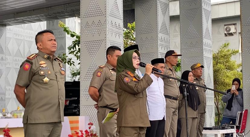 Wakil-Bupati-Morowali-Iriane-Iliyas-melepas-40-personel-Satpol-PP-Morowali.jpg