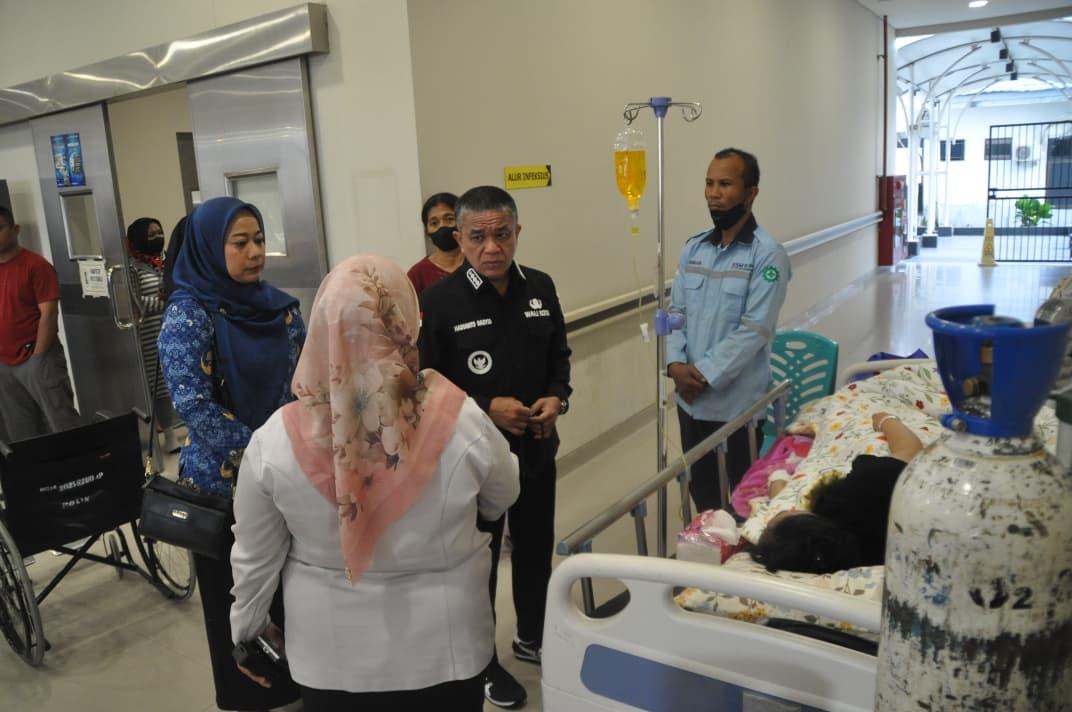 Wali-Kota-Palu-Dua-Warga-Terluka-Akibat-Gempa-M67-Sudah-Ditangani-Medis.jpg