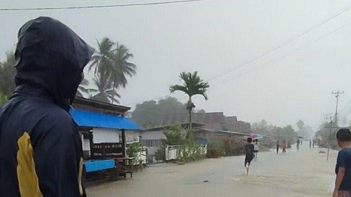 banjir-di-poso-sulteng.jpg
