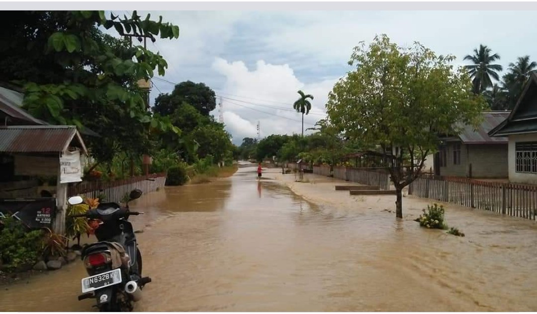 banjir-terjadi-di-kecamatan-sausu-parigi-moutong-selasa-1162019.jpg