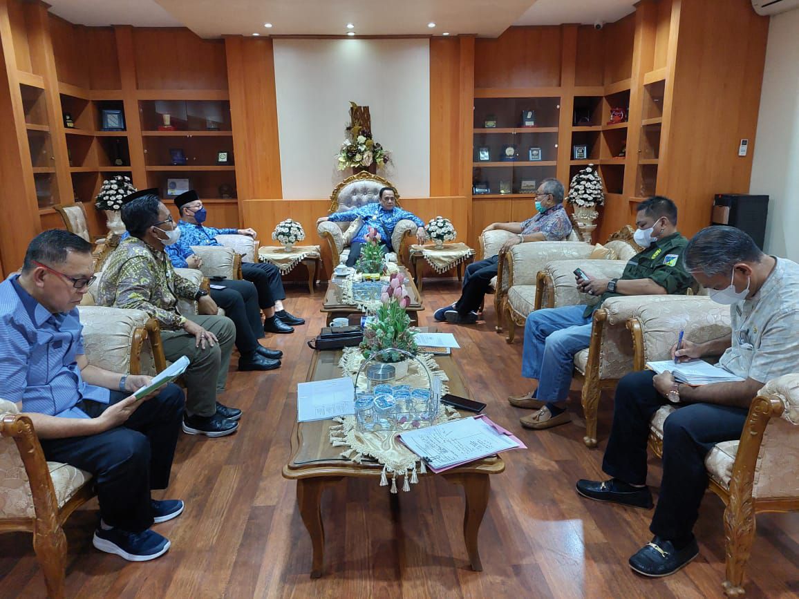 Bupati Buol Sebut Ilegal Logging, Ilegal Mining dan Ilegal Fishing Marak Terjadi di Daerahnya