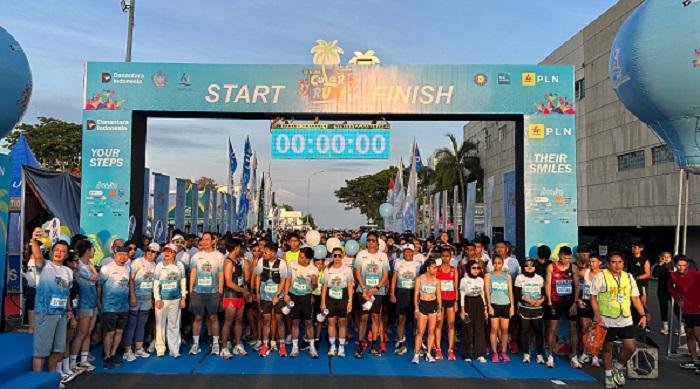 PLN Gaet 1.300 Peserta dalam Charity Color Run, Rayakan HUT ke-61 Sulut