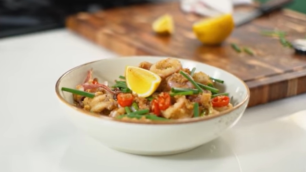 Resep Cumi Lada Garam ala Chef Arnold Poernomo: Golden, Crispy, Delicious, dan Simple