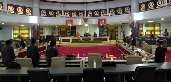dprd-donggala-paripurna-pandangan-umum-2022.jpg