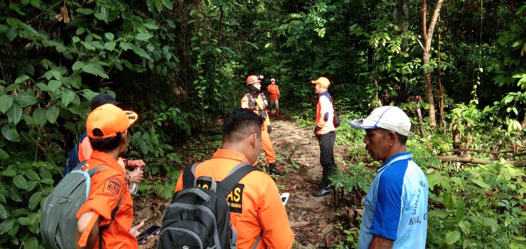 dua-warga-dilaporkan-hilang-di-hutan-gunung-desa-ipi-kecad.jpg