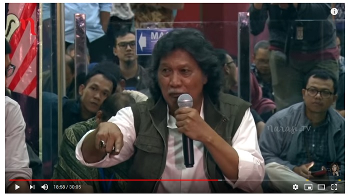 6 Pengikut MRS Ditembak Mati, Cak Nun: Saatnya Dialog Empat Mata Antara Jokowi dan Rizieq Shihab