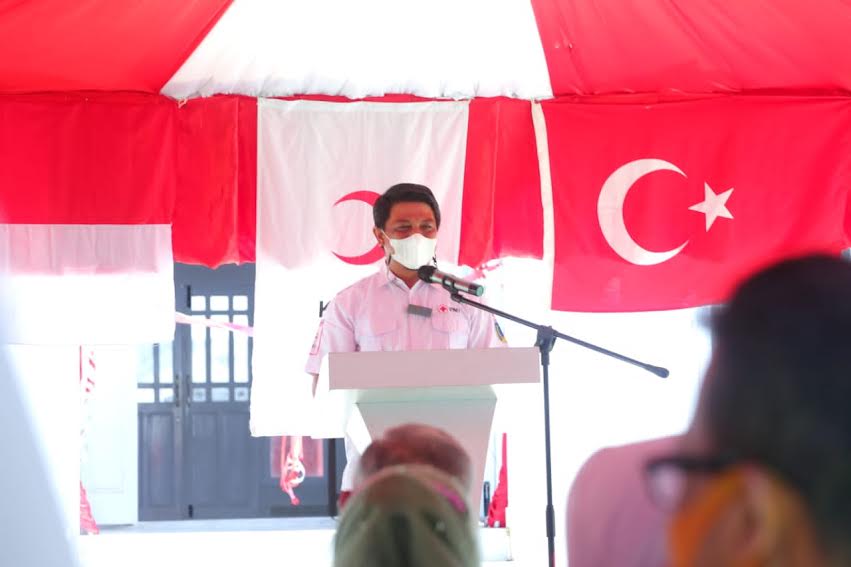 etua-pmi-sulawesi-tengah-hidayat-lamakarate.jpg