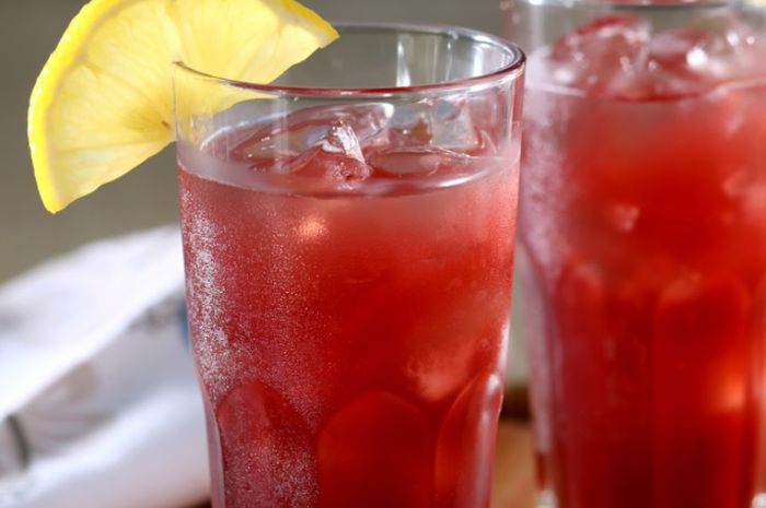 ice-red-sparkling-minuman-yang-cocok-untuk-melepas-dahaga.jpg