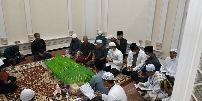 Wafat di Usia 83 Tahun, Habib Saggaf Tinggalkan 2 Istri dan 7 Anak