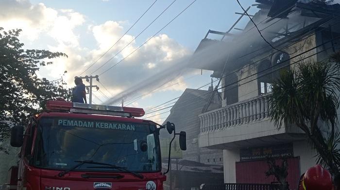 kebakaran-di-Jl-Pattimura-Palu.jpg