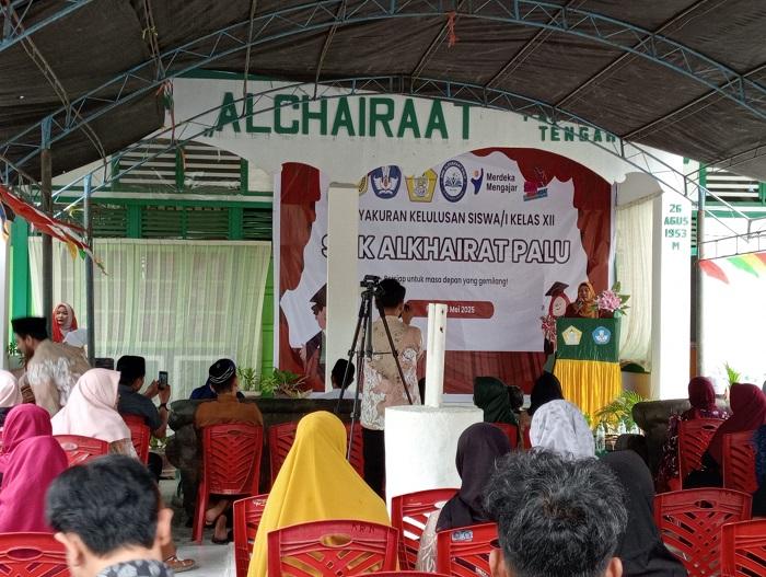SMK Alkhairat Palu Lepas 69 Siswa, Tegaskan Pentingnya Akhlak dan Ilmu