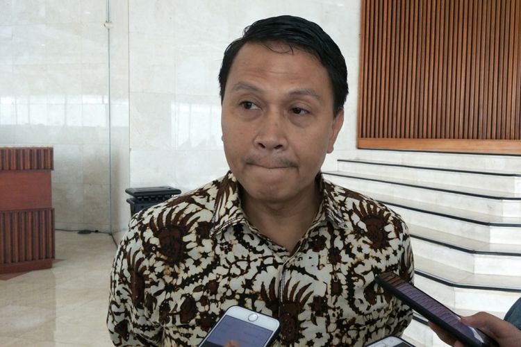 Jokowi dan Zulkifli Hasan Terlihat Akrab, Ketua DPP PKS: Membawa Angin Kerukunan