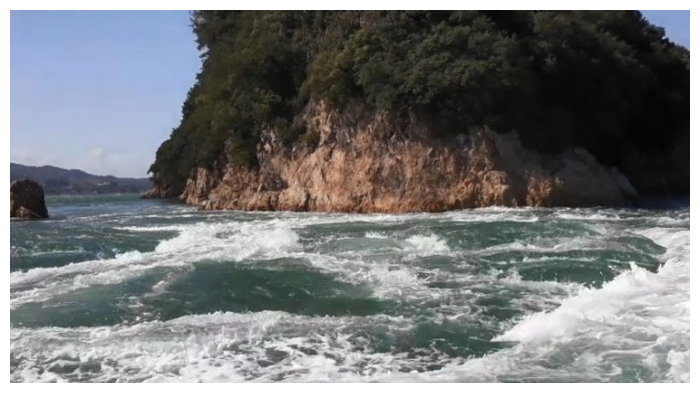 Maritim BMKG Rilis Peringatan Gelombang Tinggi, di Laut Sulawesi Capai Lebih dari 2 Meter