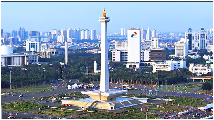 monas-ikon-terkenal-dari-ibu-kota-indonesia-jakarta.jpg