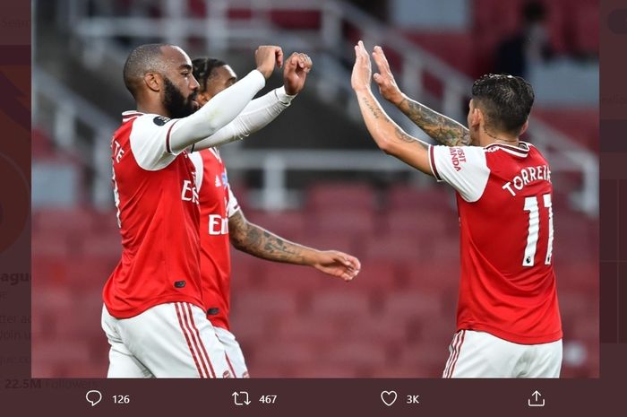 para-pemain-arsenal-merayakan-kemenangan-atas-liverpool-pada-laga-pekan-ke-36.jpg