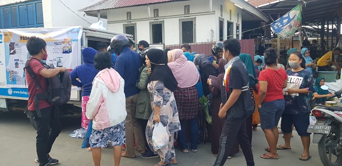 Bulog Sulteng Gelar Pasar Murah 2 Hari Berturut-turut, Warga Borong Minyak Goreng dan Gula Pasir