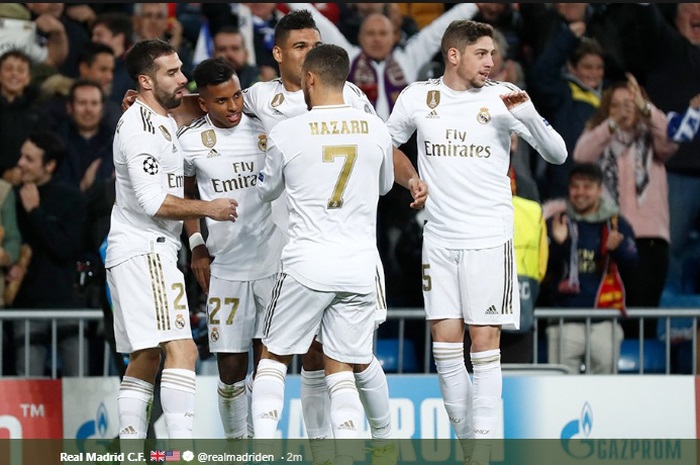 pemain-real-madrid-saat-merayakan-gol-rodrygo-ke-gawang-galatasaray.jpg