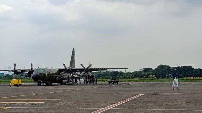 peralatan-kesehatan-untuk-penanggulangan-covid-19-dari-pesawat-c-130-hercules.jpg