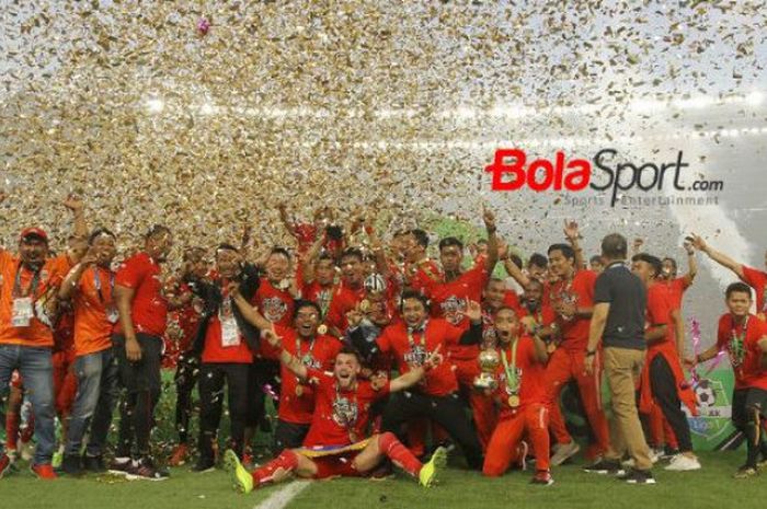 persija-jakarta-merayakan-gelar-juara-liga-1-2018.jpg