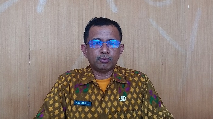 plt-kepala-dinas-pendidikan-dan-kebudayaan-kota-palu-abdul-hafid-djakatare-fdg.jpg