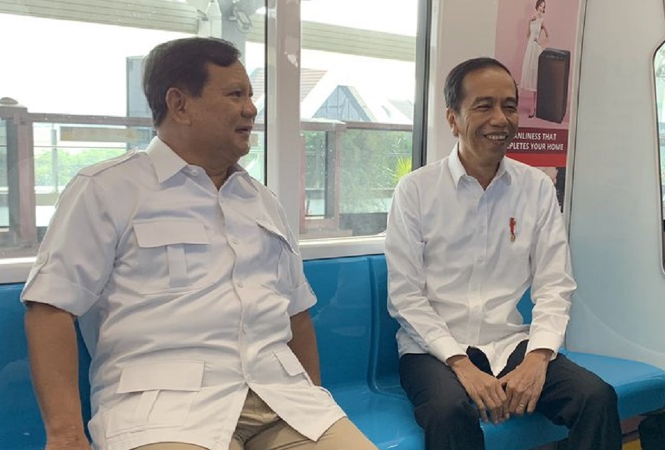 prabowo-dan-jokowi-bertemu-di-mrt-sabtu-1372019.jpg