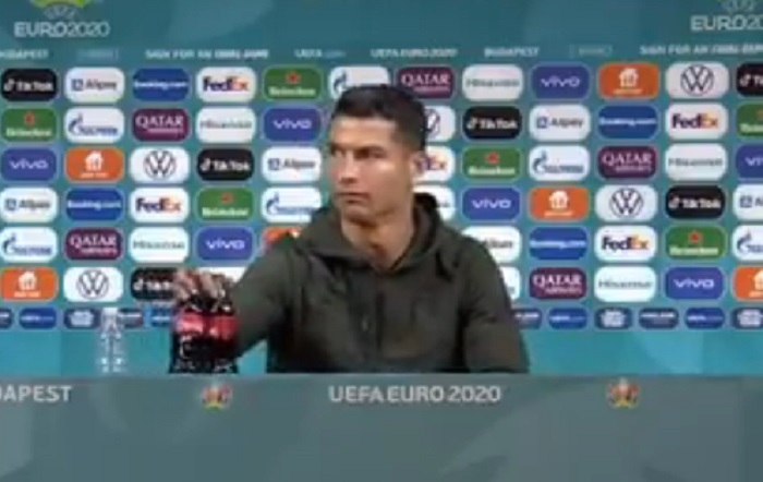 ronaldo-geser-coca-cola.jpg