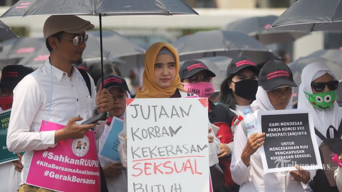 Jika Dibandingkan dengan RUU PKS, Pembahasan RUU Cipta Kerja Jauh Lebih Dikebut