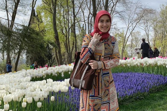 Ayu Ting Ting Ungkapkan Pengalaman Mengesalkan saat Tak Bisa Pulang dan Terjebak di Turki