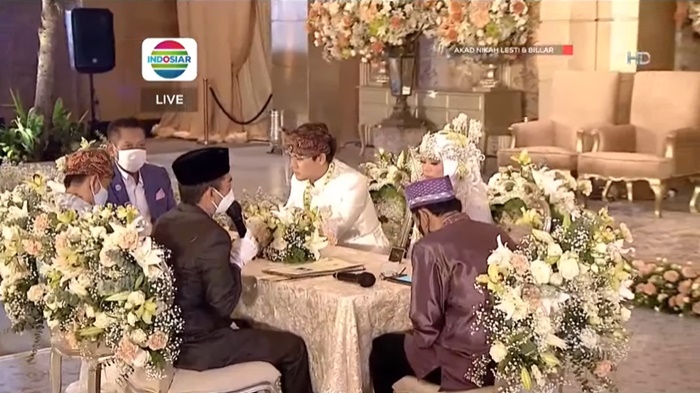 suasana-pelaminan-rizky-billar-dan-lesti-kejora.jpg