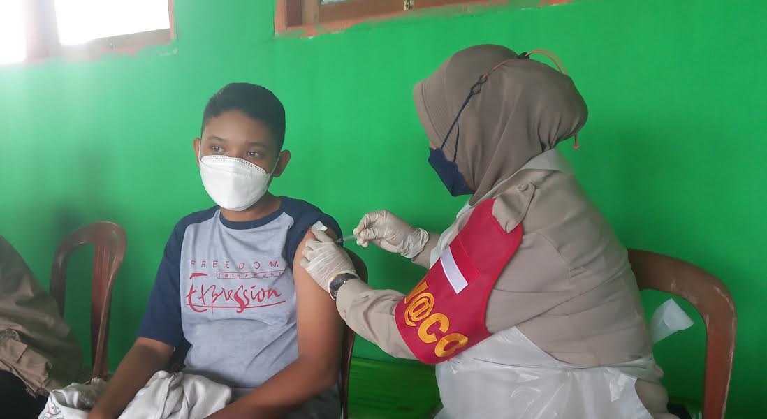 vaksinasi-pesantren.jpg