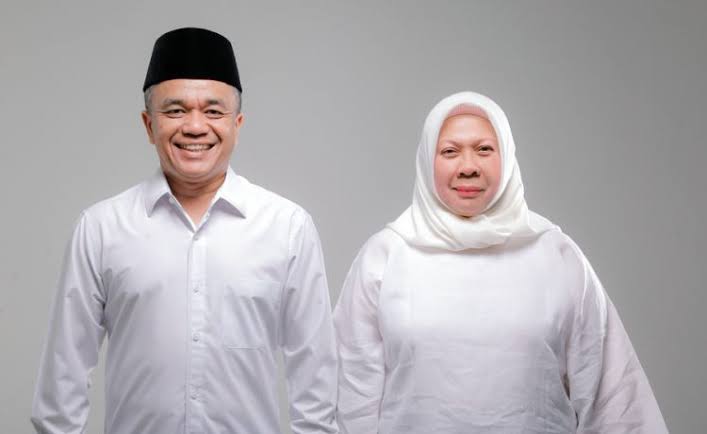 wali-kota-dan-wakil-wali-kota-palu-hadianto-rasyid-reny-a-lamadjido.jpg