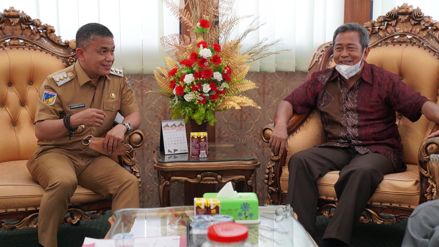 wali-kota-palu-hadianto-rasyid-didampingi-kepala-dinas-sosial-kota-palu-romy-sandi-bertemu.jpg