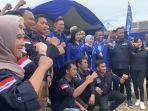Agus-Harimurti-Yudhoyono-Annisa-Pohan-dan-Anwar-Hafid-saat-bd.jpg