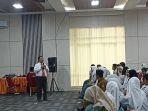 Alimuddin-Paada-Sosialisasi-Perda-di-SMKN-1-Palu.jpg