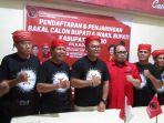 Bakal-Calon-Bupati-Kabupaten-Poso-Bertho-Orbain-Sowolino-tengah.jpg