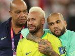 Bintang-Brasil-Neymar-menangis-usai-timnya-ditaklukkan-Kroasia.jpg