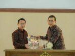 Bupati-Sigi-Mohamad-Irwan-menghadiri-kegiatan-penyerahan-Laporan-Keud.jpg