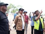 Gubernur-Sulteng-Tinjau-Proyek-Kampung-Nelayan-Merah-Putih-di-Tolitoli-Target-Rampung-Desember-2025.jpg