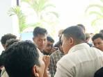 Mahasiswa-Masih-Bertahan-di-DPRD-Banggai-Desak-Keterbukaan-Kasus-Etik-dan-Program-Pembangunan.jpg