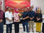 Mugira-Ketika-Mendaftarkan-Diri-Sebagai-DPD-ds.jpg